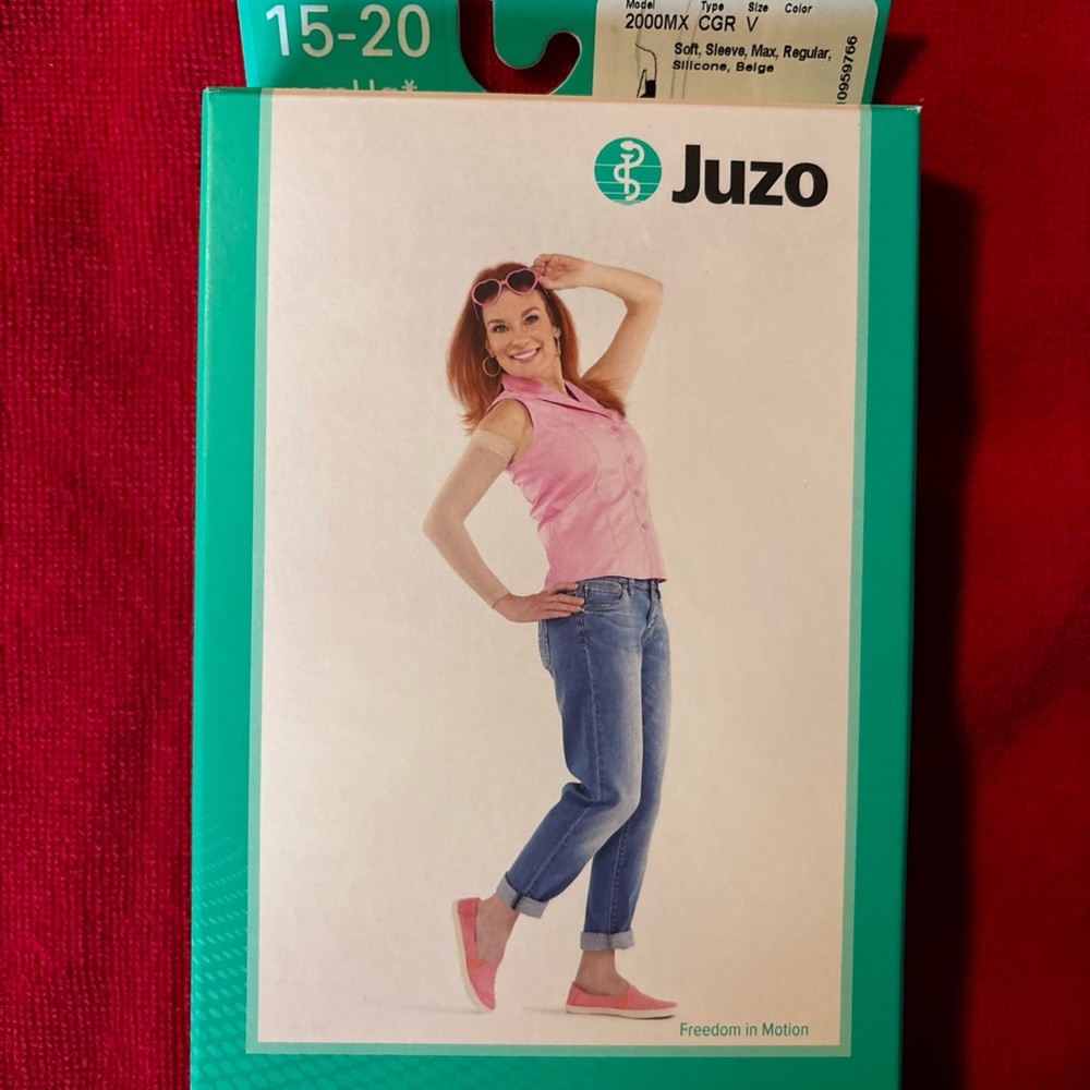 JUZO 15-20 mmHg compression sleeve size v max regular beige silicone border